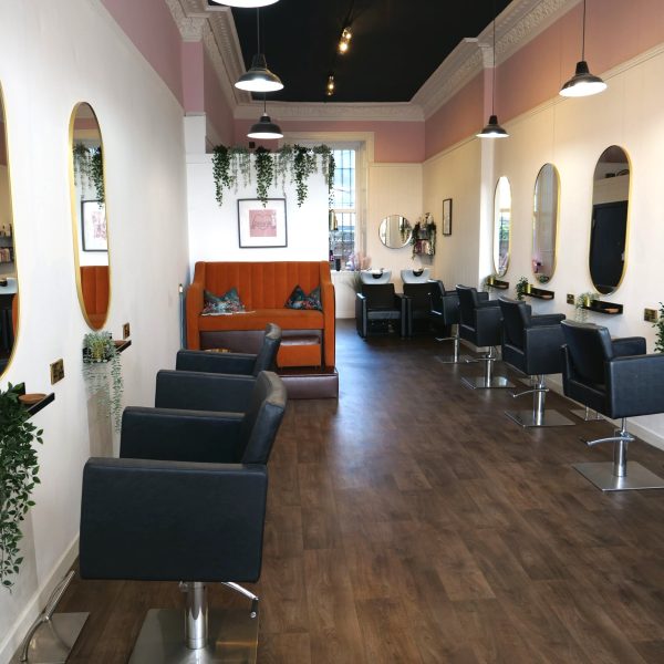 بانک موبایل سالن های زیبایی و آرایشگاه زنانه استان همدان