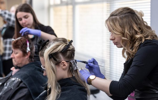 بانک موبایل سالن های زیبایی و آرایشگاه زنانه استان سمنان